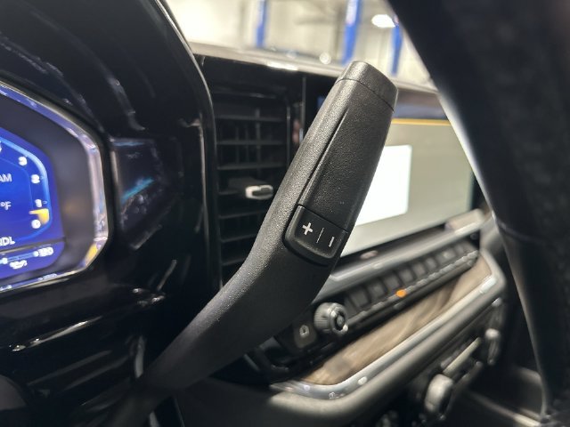 Used 2023 Gray Chevrolet LT image 27