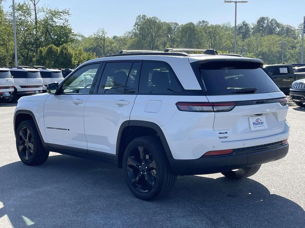 2025 Jeep Grand Cherokee Altitude - Photo 26