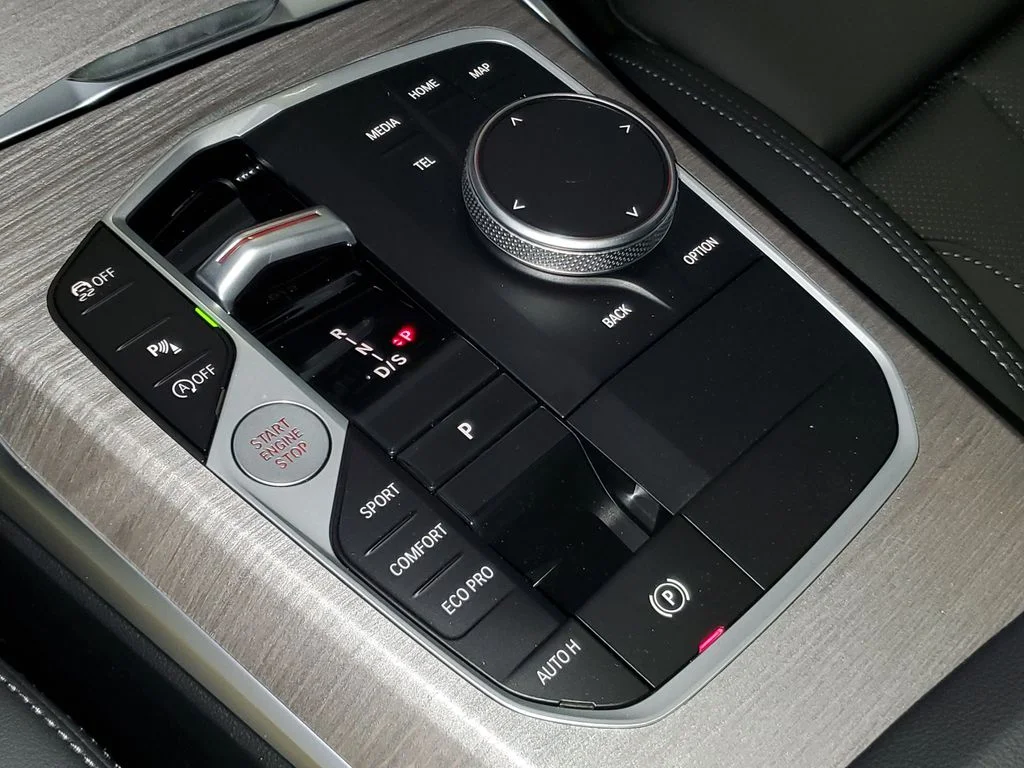 New 2026 Brooklyn Grey Metallic BMW 330i image 25