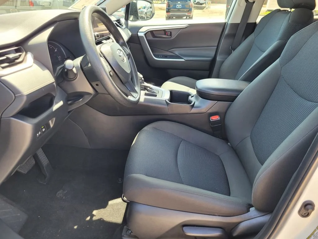 Used 2024  Toyota LE image 15