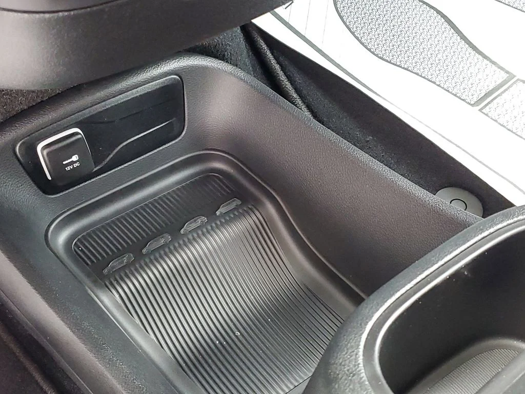 2026 Chrysler Pacifica Select - Photo 21
