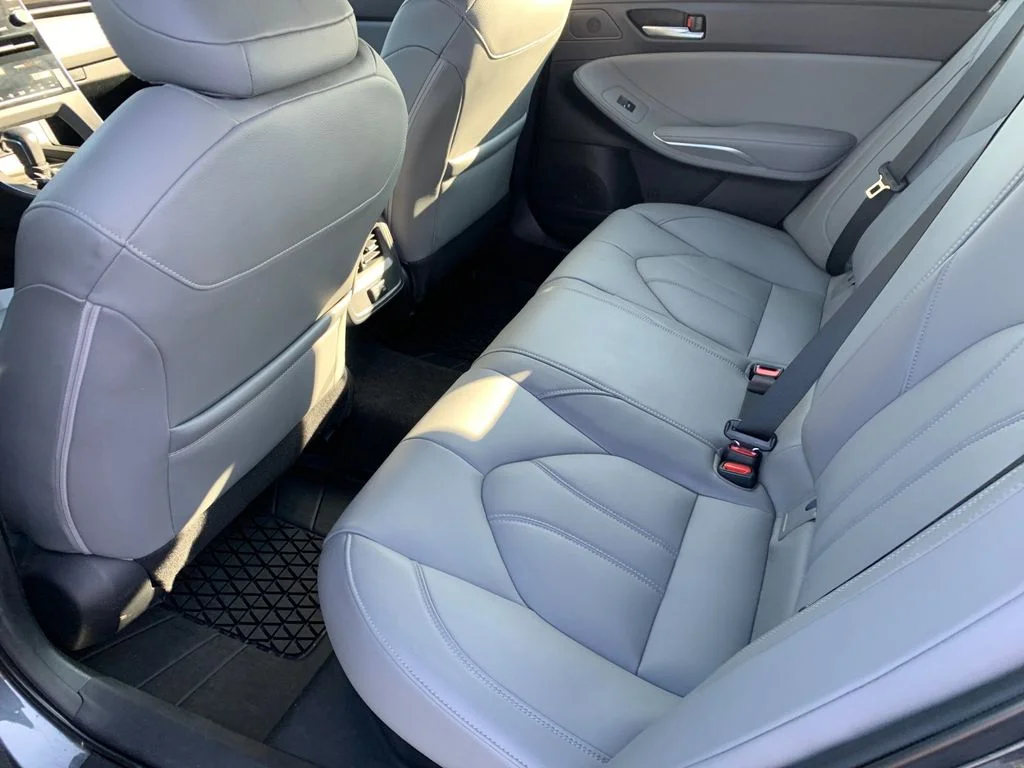 Used 2021 Gray Toyota XLE Plus image 14
