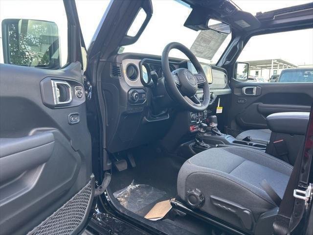 2025 Jeep Wrangler 4-Door Willys - Photo 10