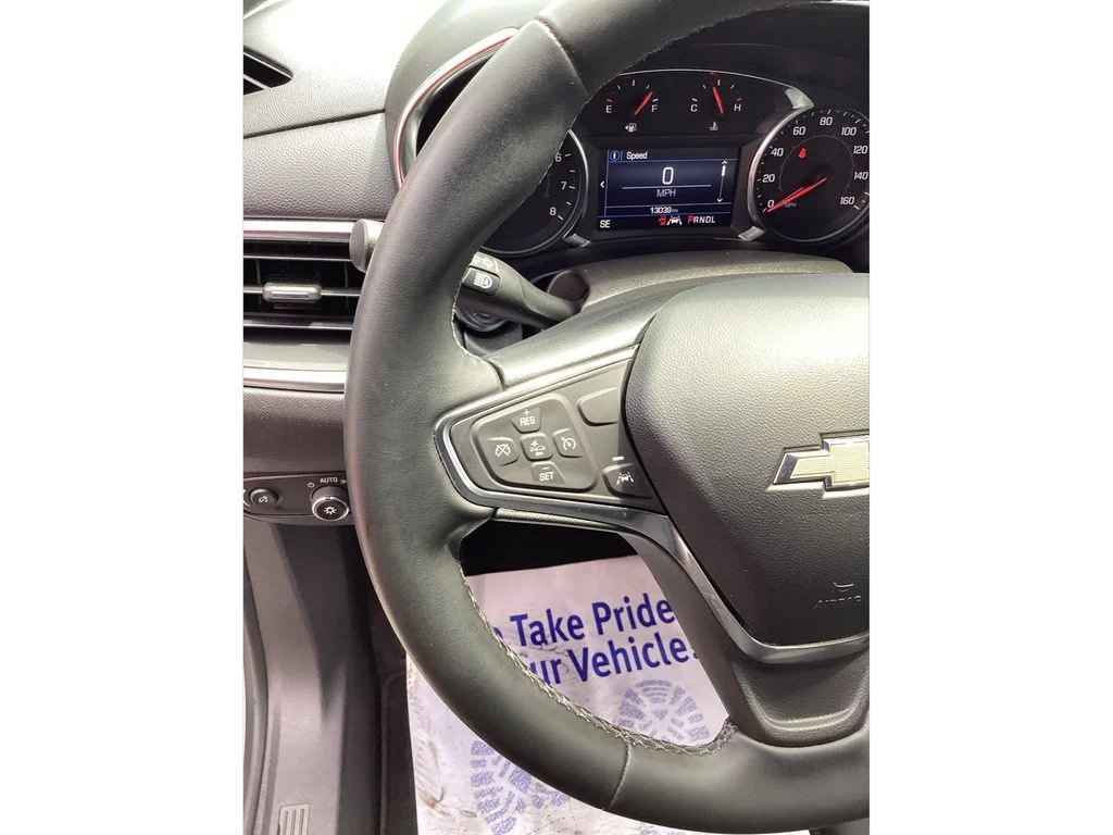 Used 2024 Sterling Gray Metallic Chevrolet LT image 29