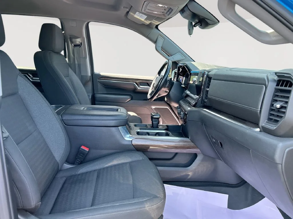 Used 2022 Glacier Blue Metallic Chevrolet LT Trail Boss image 28