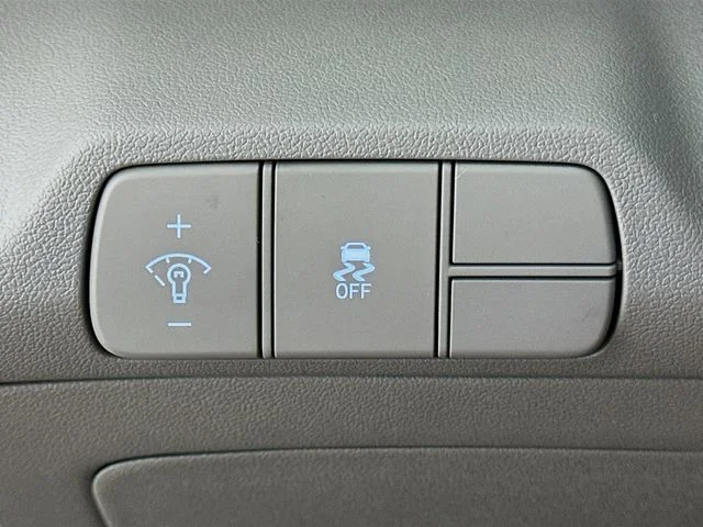 New 2026 Hyundai ELANTRA SEL Sport