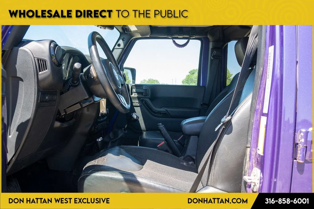 Used 2016 Purple Jeep Unlimited Sahara image 10