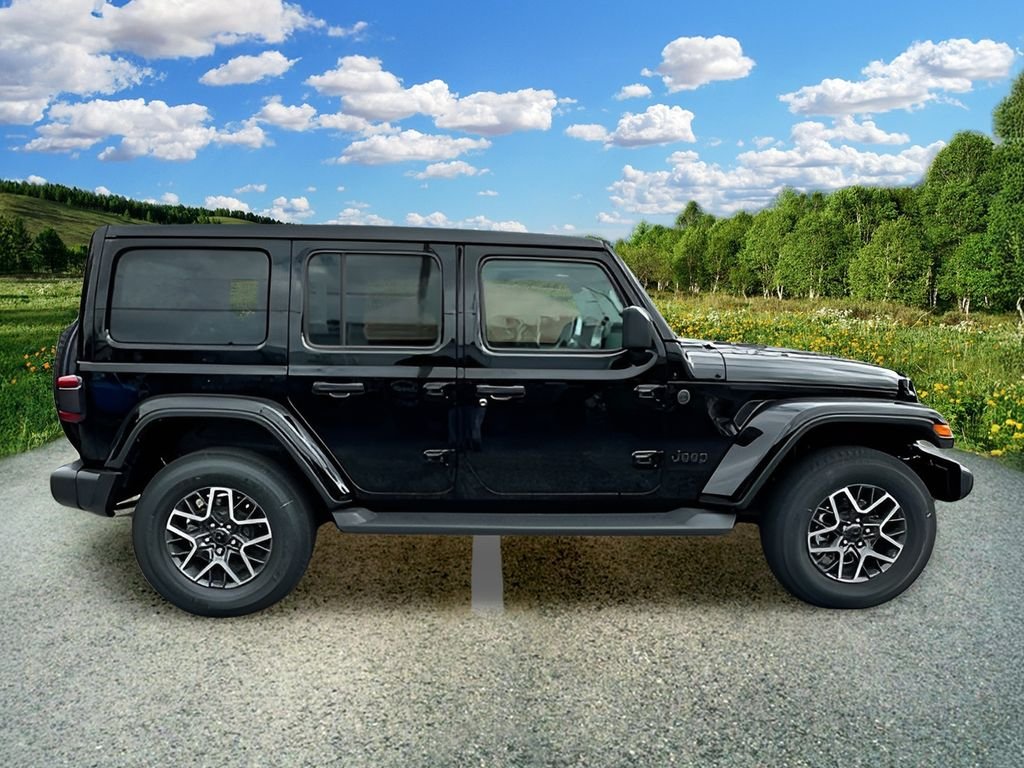 New 2026 Black Clear-Coat Exterior Paint Jeep Sahara image 3