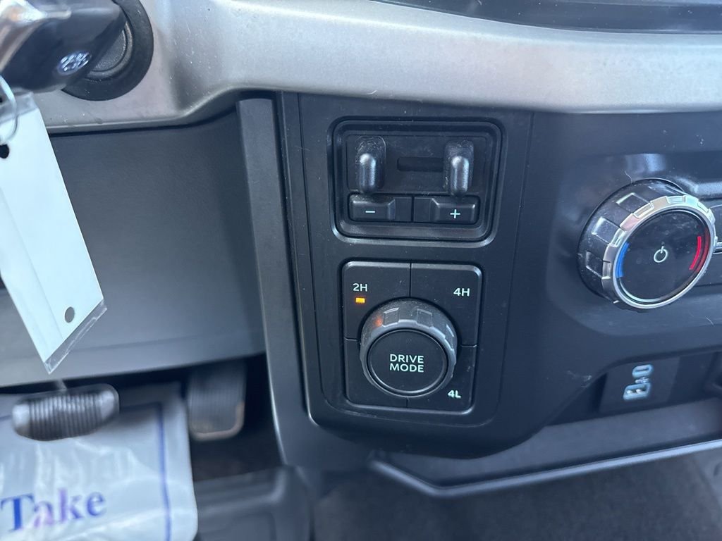 Used 2022 White Ford XLT image 36