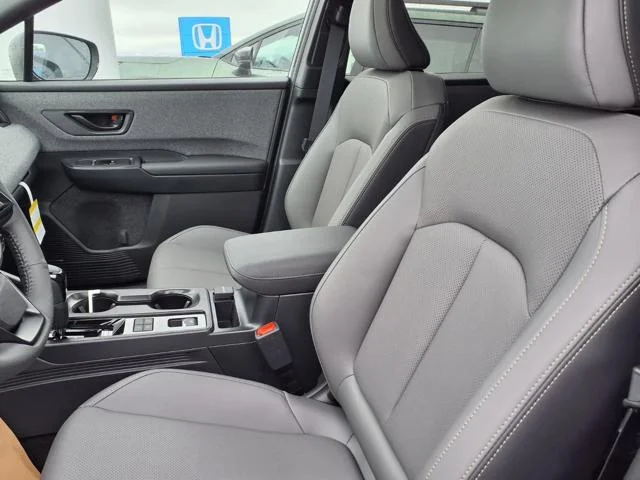 2026 Subaru Outback Limited - Photo 17