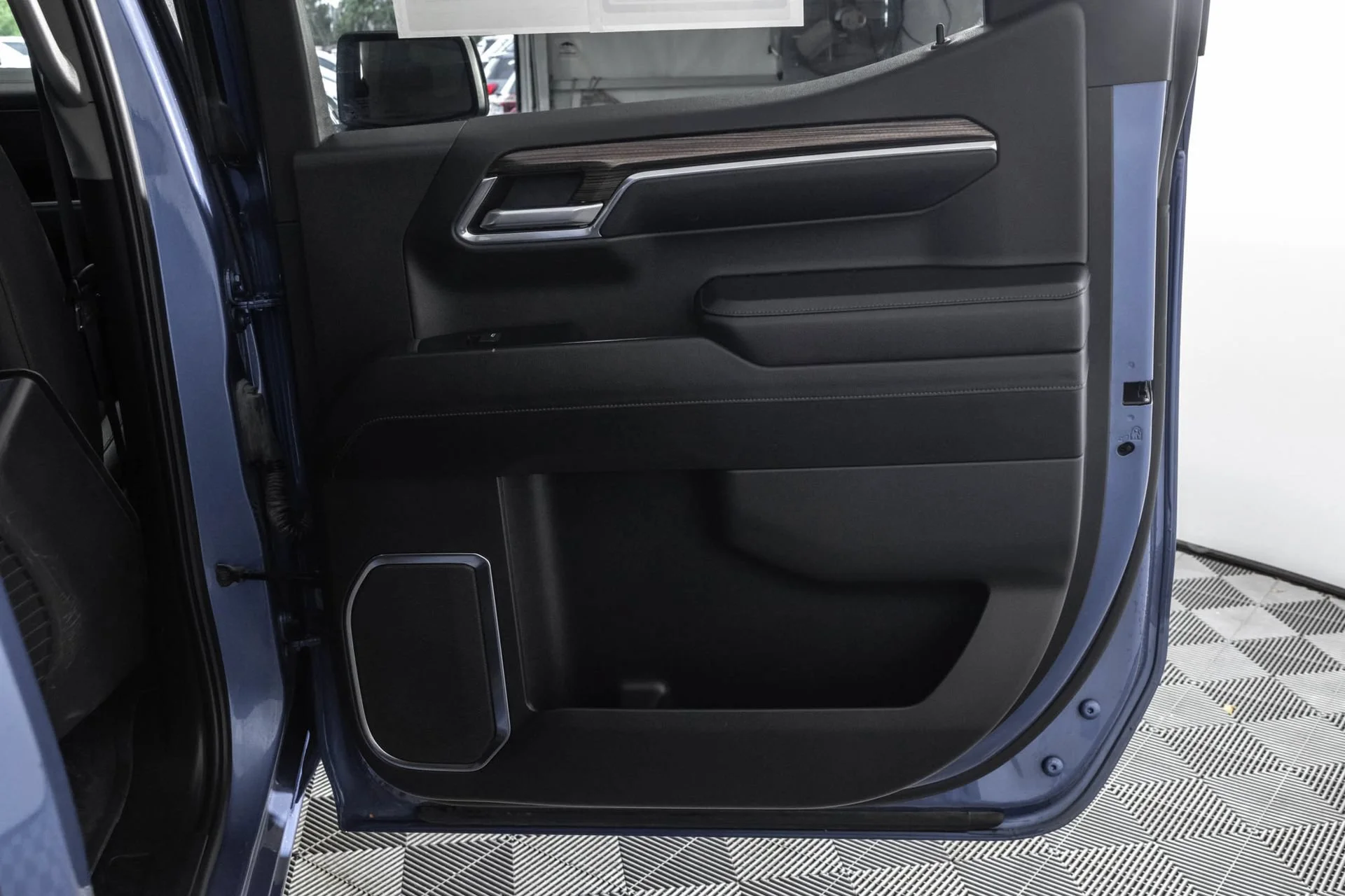 2024 Chevrolet Silverado 1500 RST - Photo 46