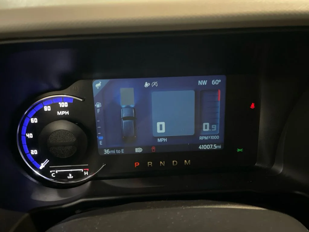 Used 2022 CYBER ORANGE MET TRI-COAT Ford Wildtrak image 16