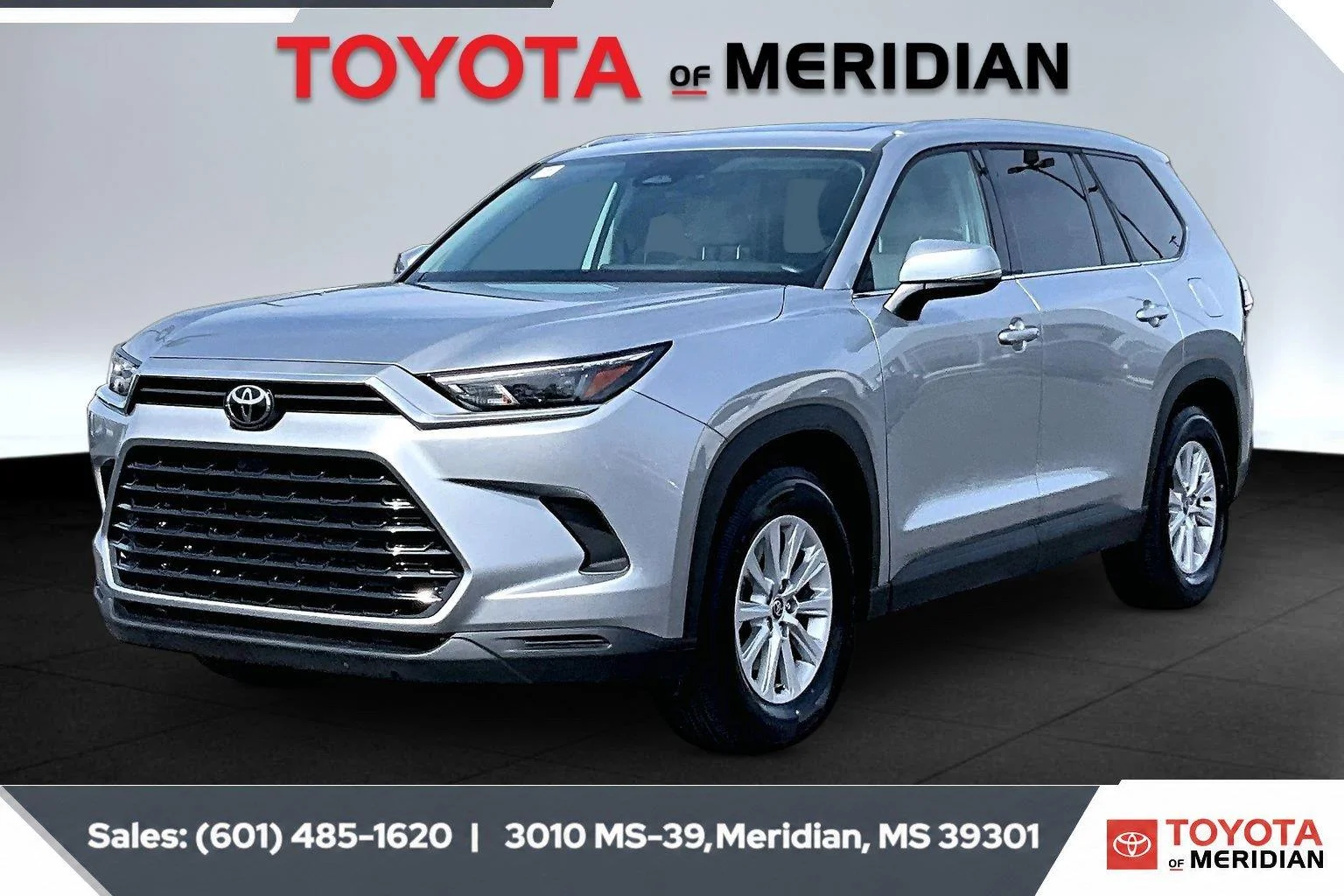 Used 2025 Celestial Silver Metallic Toyota XLE image 10