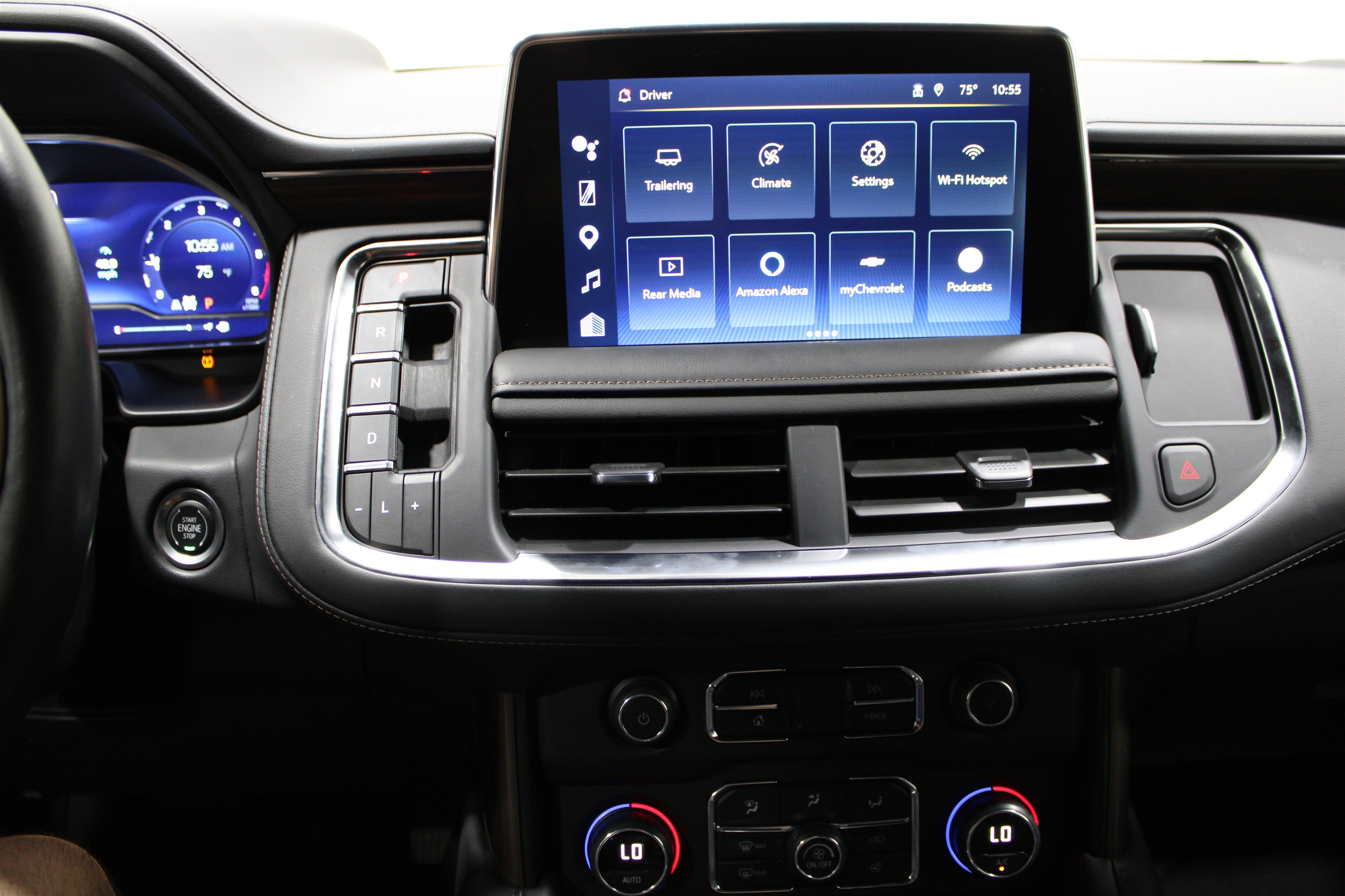 Used 2024 Iridescent Pearl Tricoat Chevrolet High Country image 15