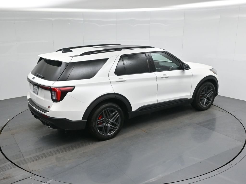 New 2026 Star White Metallic Tri-Coat Ford ST image 42