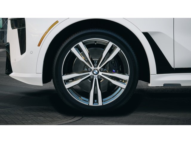 New 2027 Alpine White BMW  image 7
