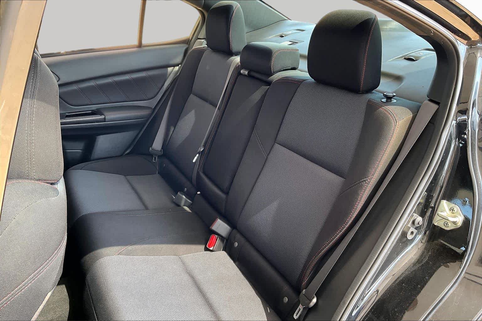 Used 2020 Crystal Black Silica Subaru Premium image 19
