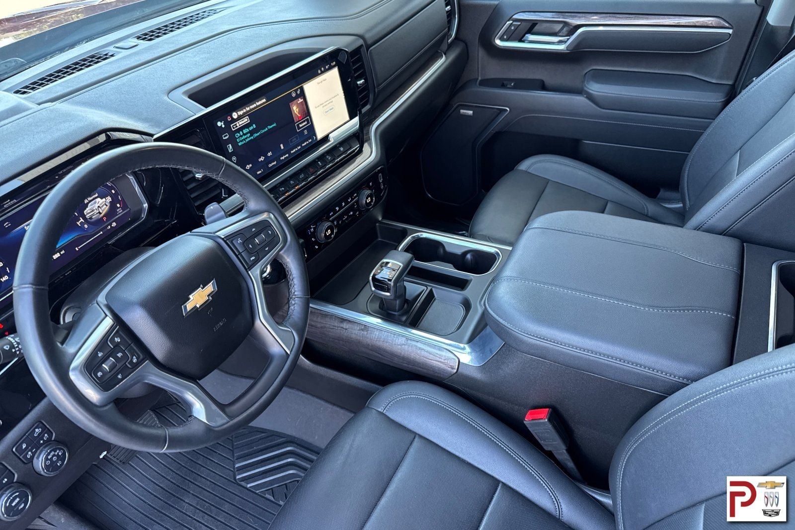 Used 2025 Red Chevrolet LTZ image 10