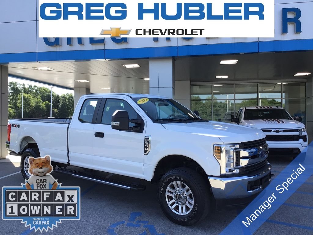 Used 2019 White Ford XL image 1