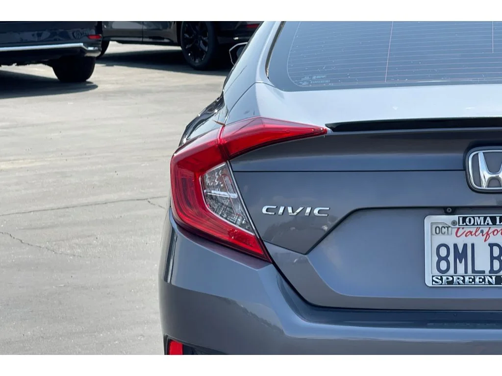 Used 2019 Modern Steel Metallic Honda Sport image 14
