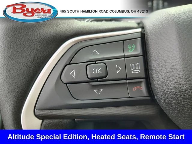 New 2026 Hydro Blue Pearl-Coat Exterior Paint Jeep Latitude image 16