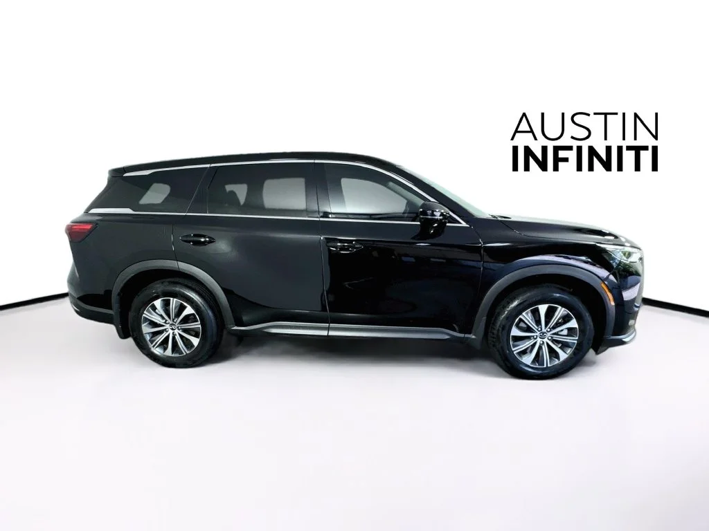 Certified Used 2026 Black INFINITI PURE image 11