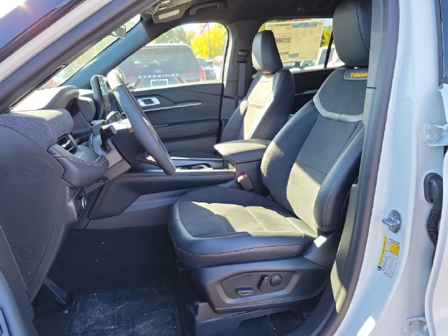 New 2027 Star White Metallic Tri-Coat Ford Tremor® image 44