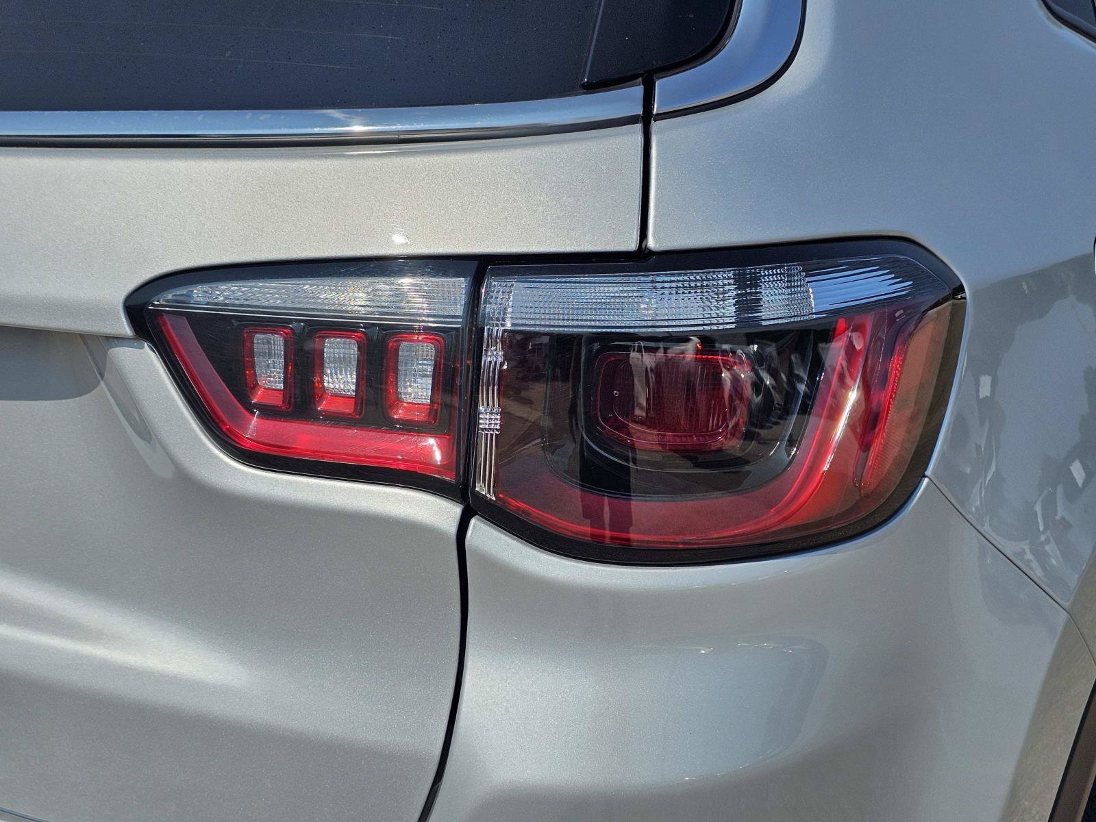 Used 2025 Silver Zynith Metallic Clearcoat Jeep Sport image 9