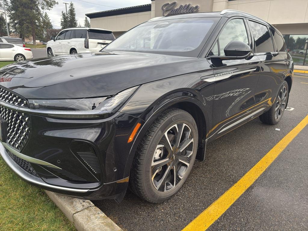 2024 Lincoln Nautilus Reserve AWD's photo