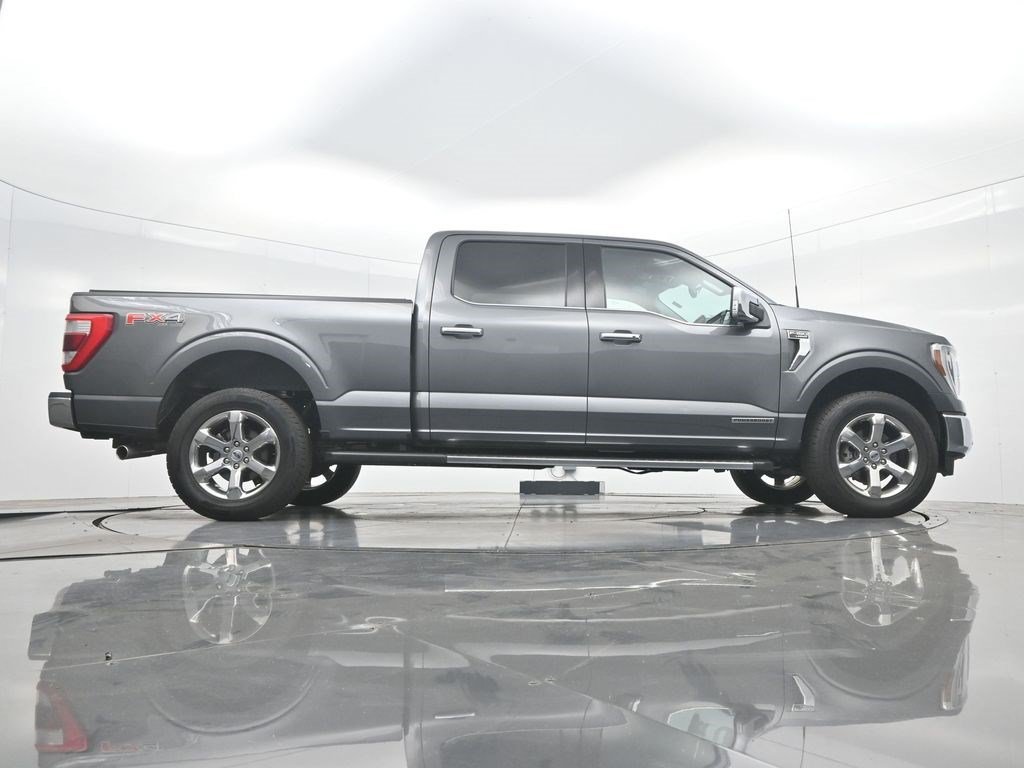 Used 2023 Gray Metallic Ford LARIAT image 35