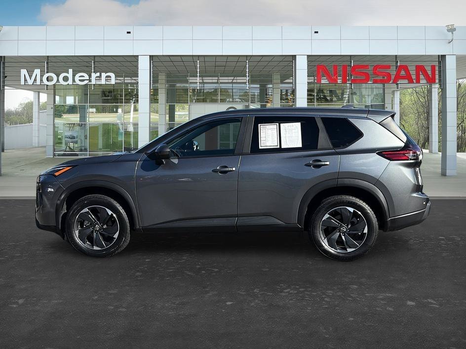 Used 2025 Gun Metallic Nissan SV image 2
