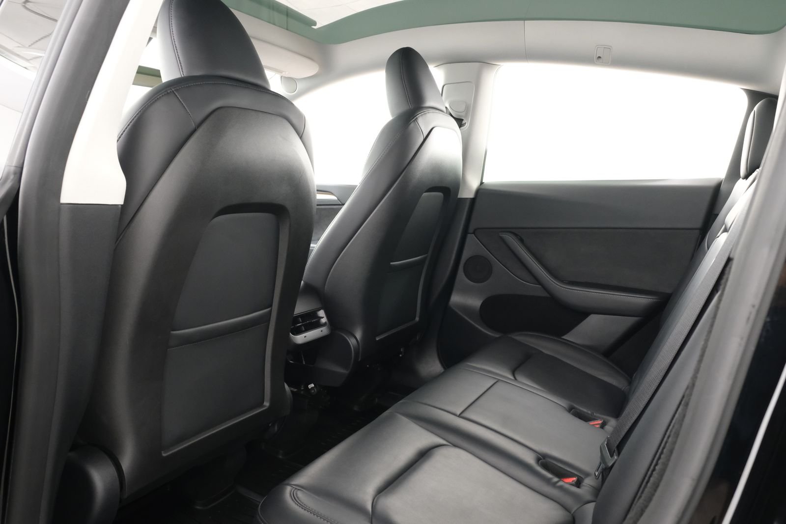 Used 2024 Solid Black Tesla Long Range image 32