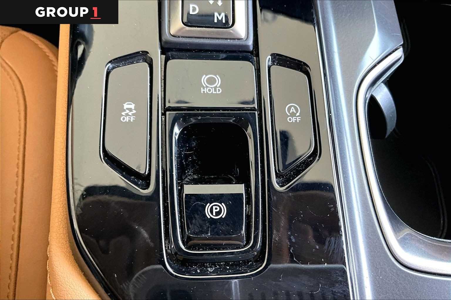 Certified Used 2024 Atomic Silver Lexus Premium image 32