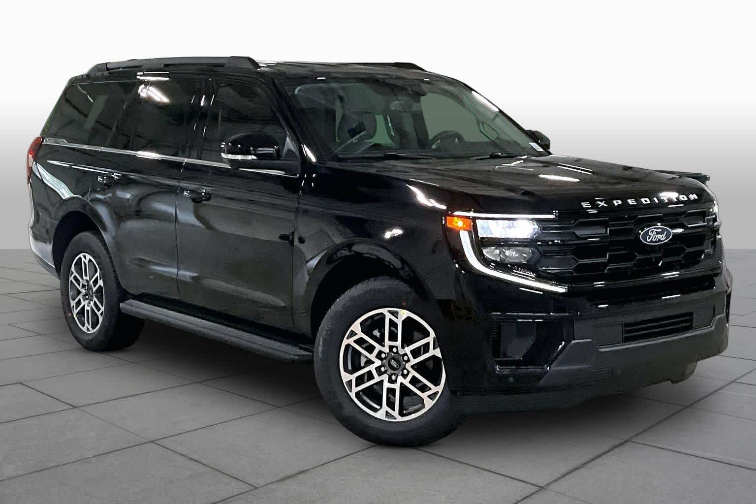 New 2026 Agate Black Metallic Ford Active image 2
