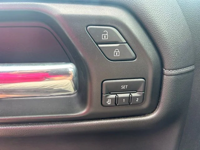 Used 2019 Black Chevrolet LTZ image 18