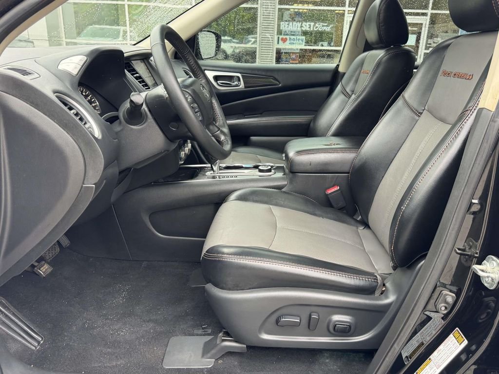 Used 2020 Black Nissan SL image 20