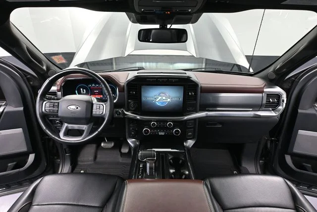 Used 2023 Gray Ford Lariat image 28