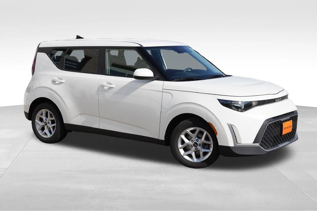 Certified 2023 Kia Soul LX with VIN KNDJ23AU4P7864259 for sale in Lakeville, MN