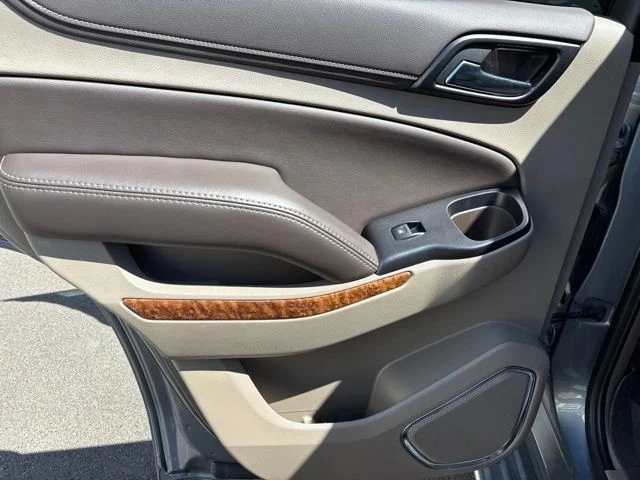 Used 2019 Gray Chevrolet Premier image 23