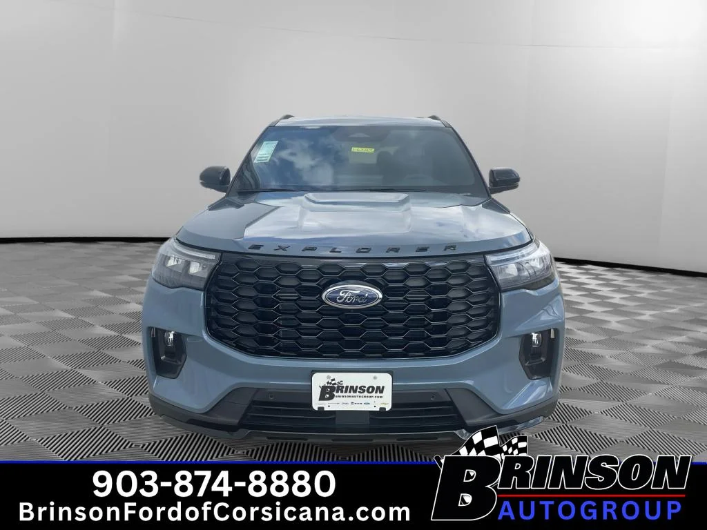 New 2026 Vapor Blue Metallic Ford ST-Line image 2