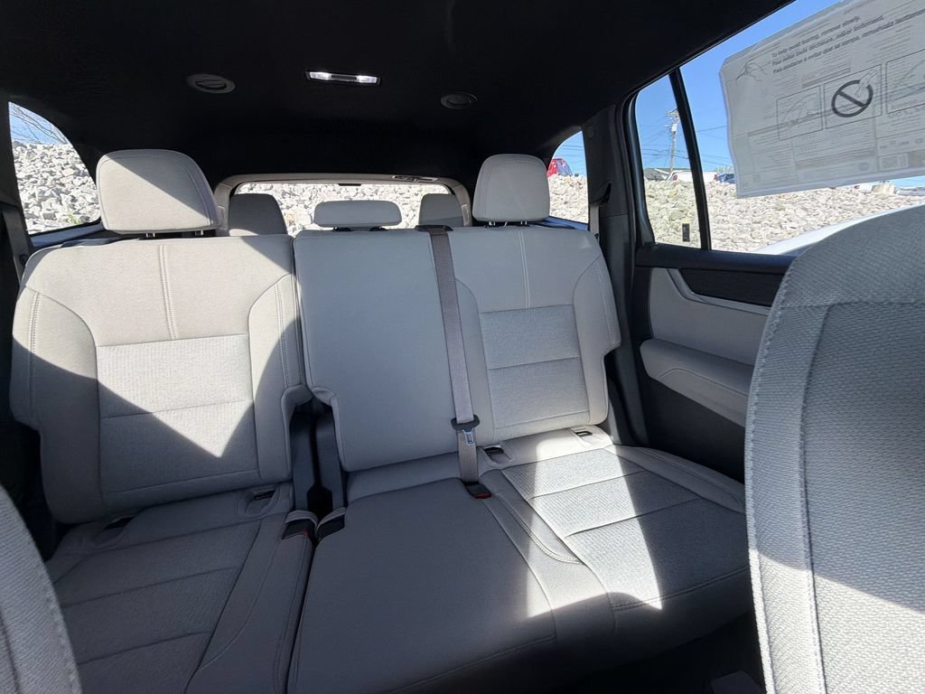 New 2026 Sterling Metallic GMC Elevation image 14