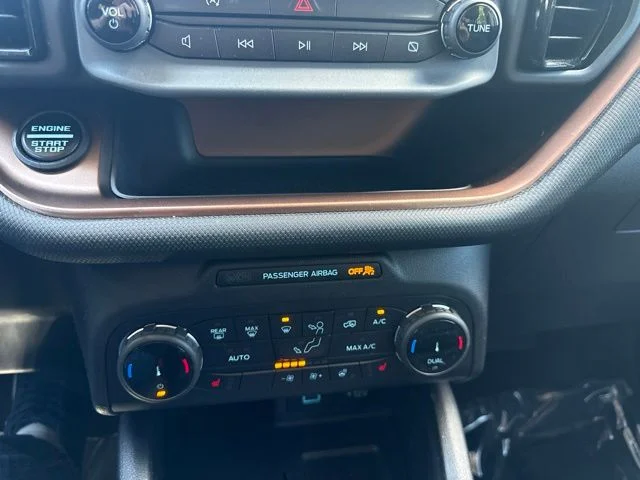 Used 2022 Red Ford Outer Banks image 28