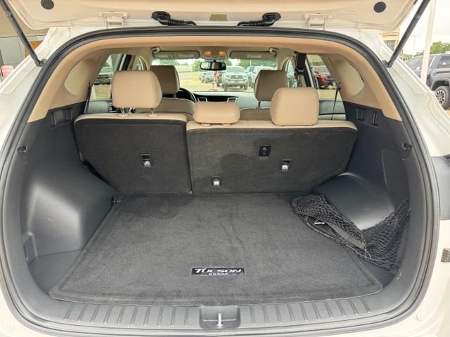Used 2018 White Hyundai SEL Plus image 33