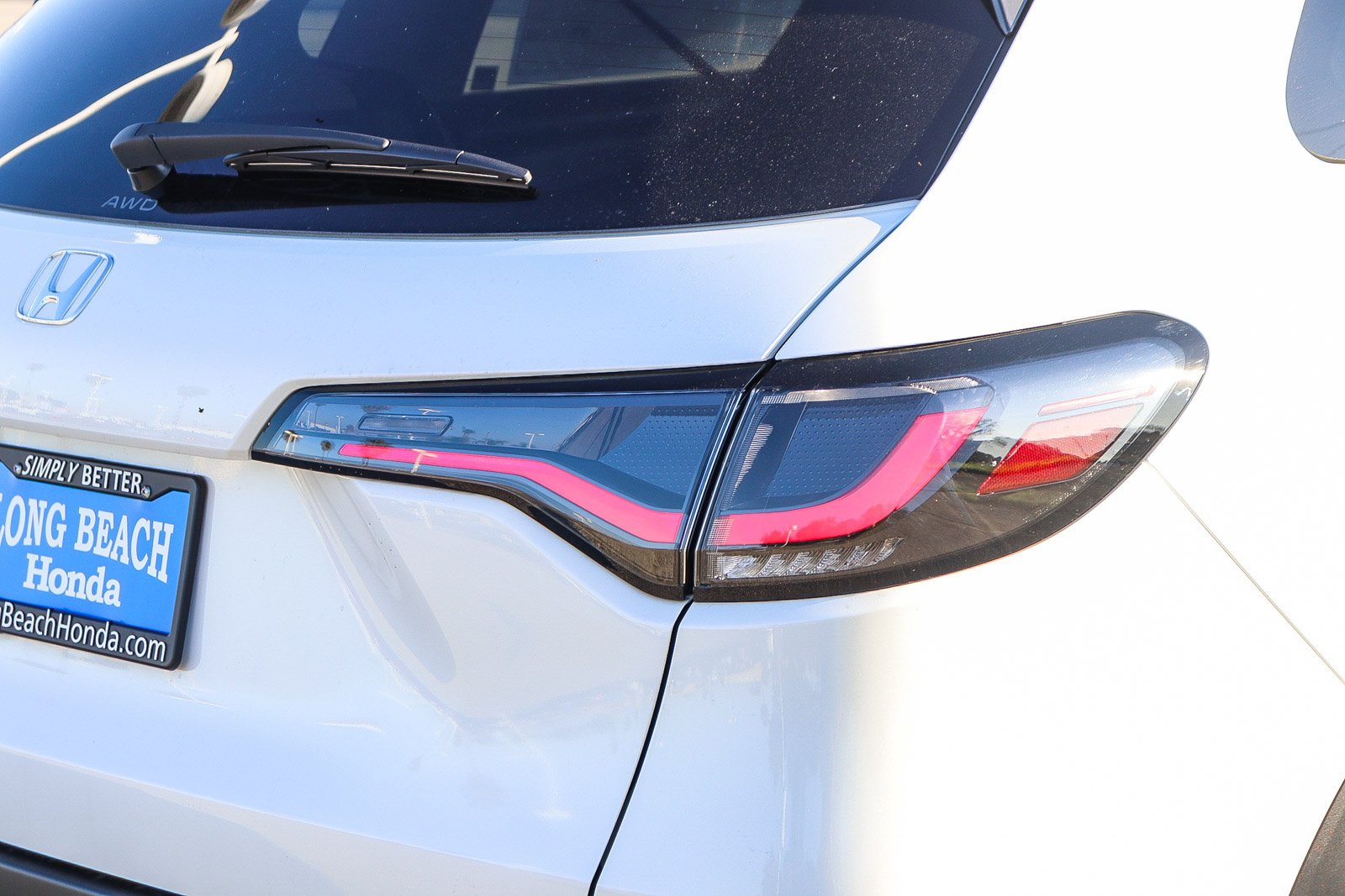 New 2027 Platinum White Pearl Honda LX image 9