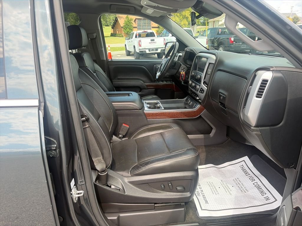 Used 2018 Gray GMC SLT image 41