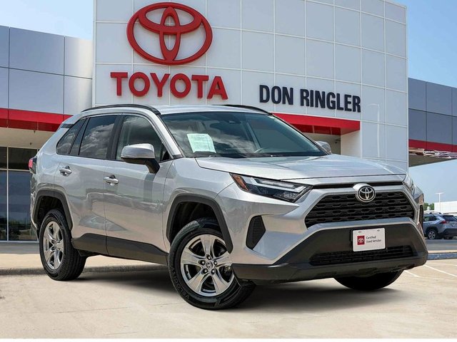 2024 Toyota RAV4 XLE