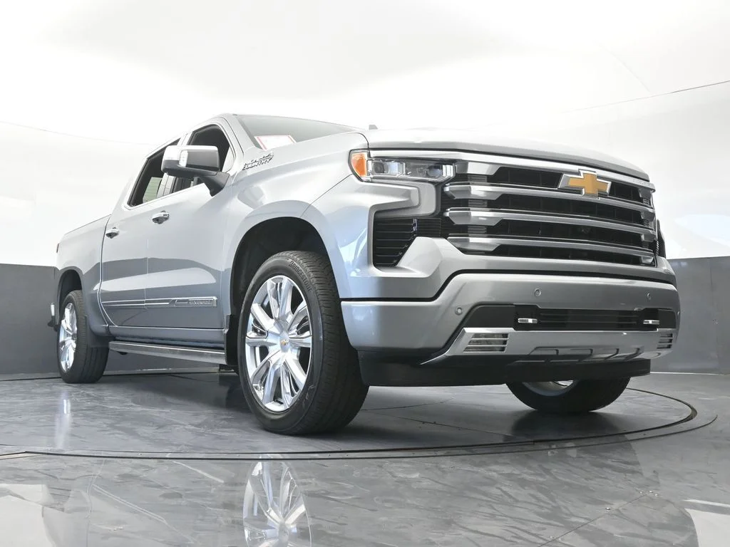 Used 2024 Sterling Gray Metallic Chevrolet High Country image 77