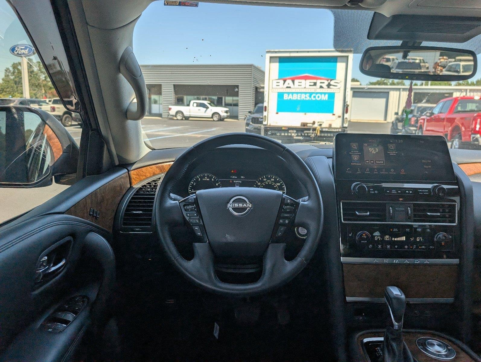 2023 Nissan Armada SL - Photo 39