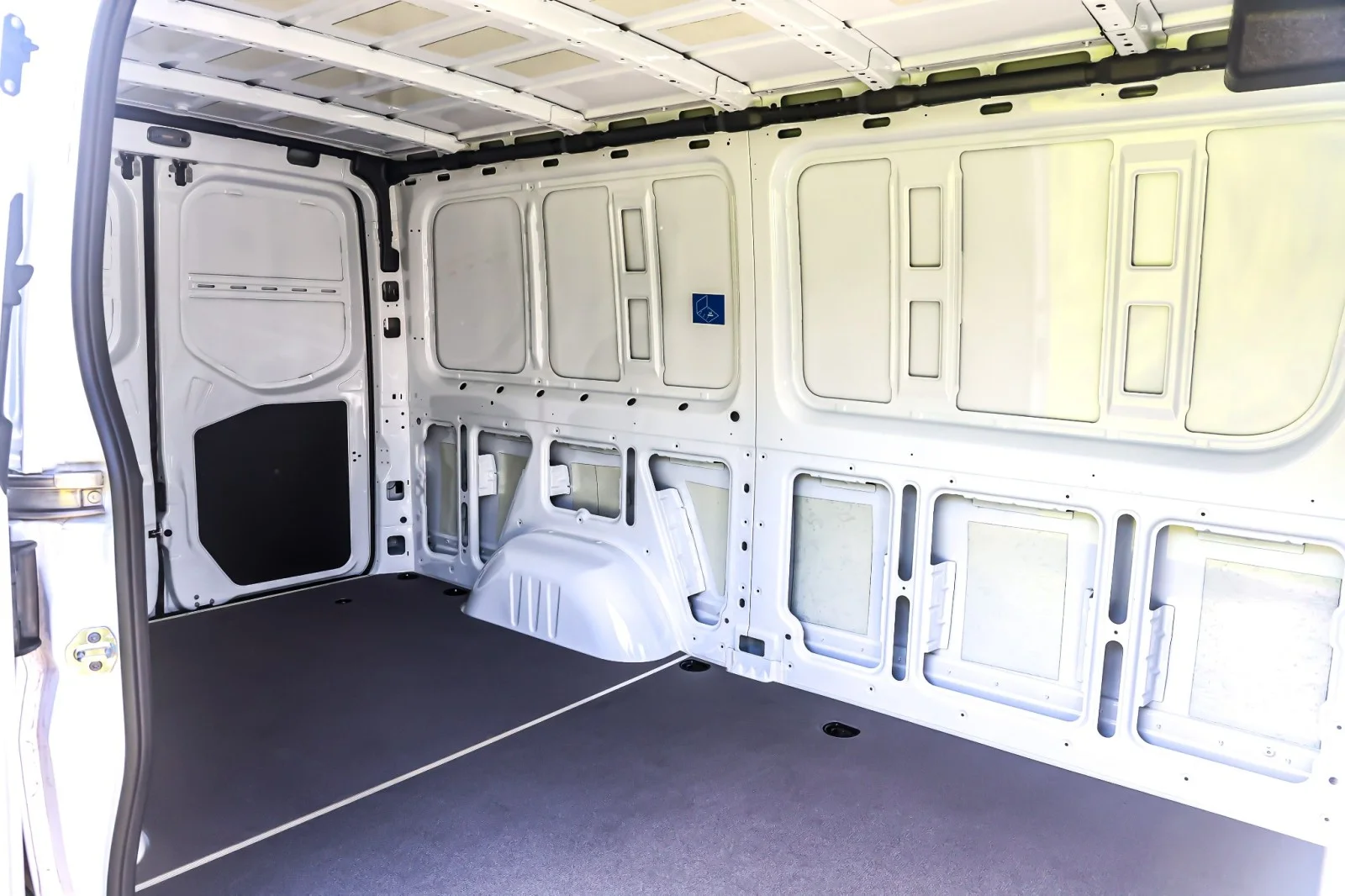 2025 Mercedes-Benz Sprinter Cargo Van Base - Photo 10