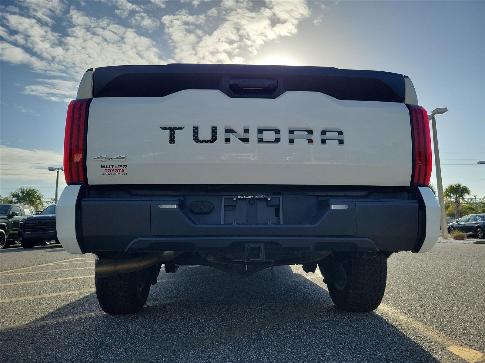 2022 Toyota Tundra SR5 - Photo 8